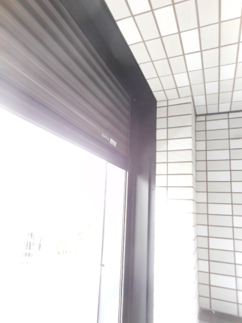 ガーラ・アヴェニュー武蔵小杉1階 自動シャッター完備