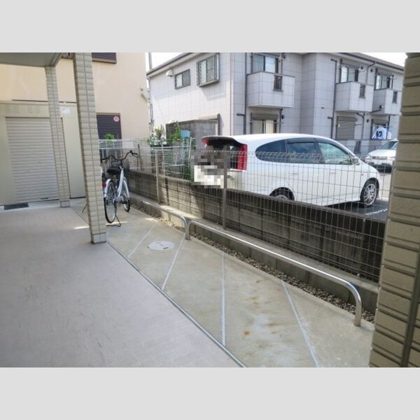 メゾン・ド・オール 駐輪スペース