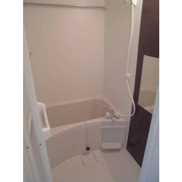 ラ・カンパネラ中央林間0201号室 お風呂