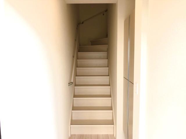 Plumeria Tsudanuma（プルメリア　ツダヌマ） 玄関