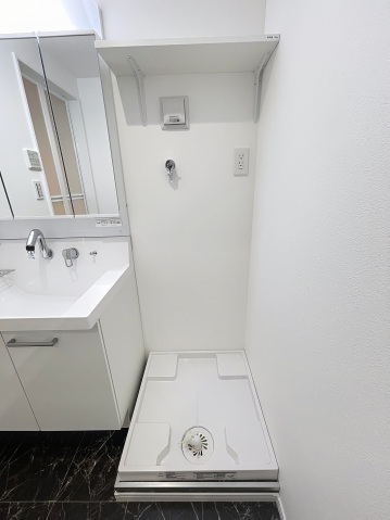 スカイルーチェ南浦和201号室 洗濯機置き場