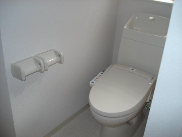 サン・グレース半田 シャワー付きトイレ