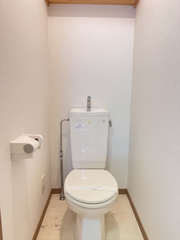 グラントワ谷在家2階 トイレ