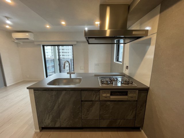 Log銀座EAST／ログ銀座イースト Log銀座EAST