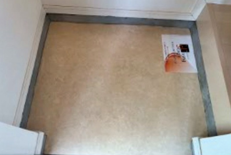 リブレシェスタ1階 玄関