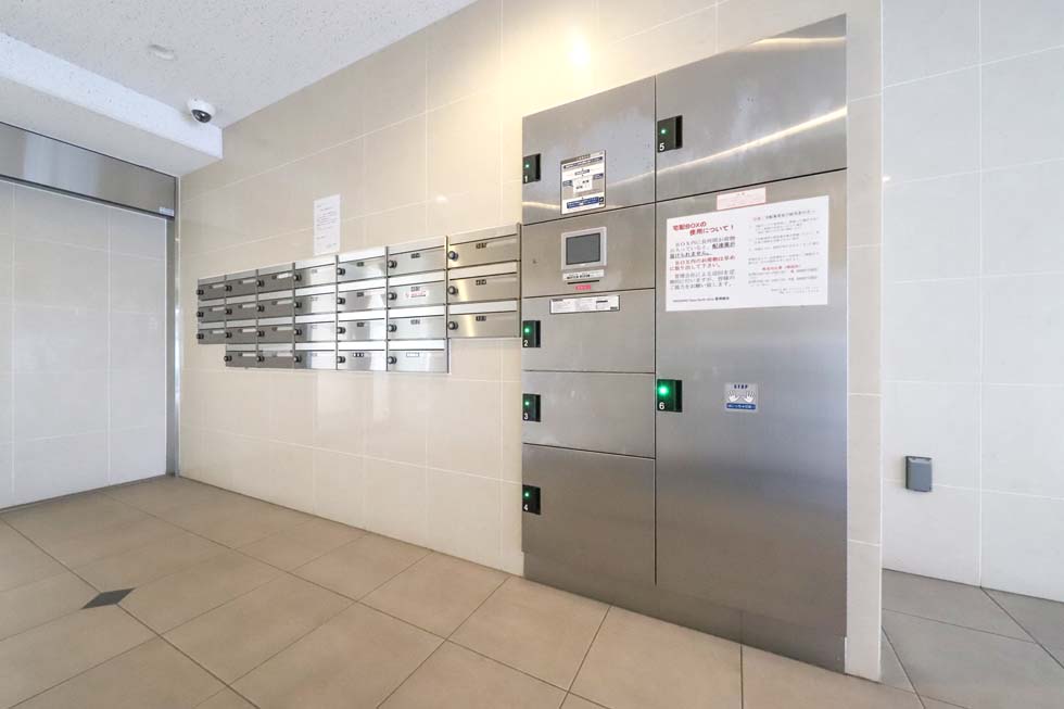 グロウワード東京ノース・アリビエ3階 外観