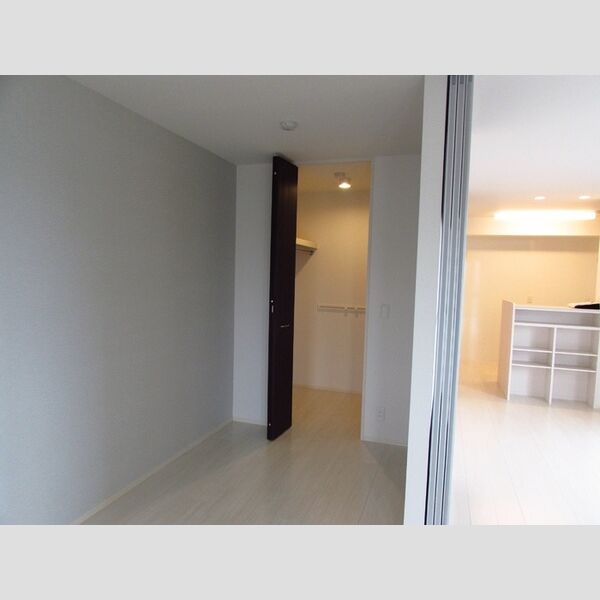 トップXI202号室 収納