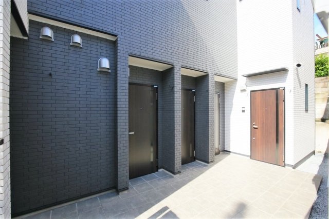 エトワール四谷2階 エントランス