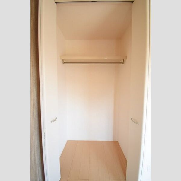 ドエル201号室 クローゼット