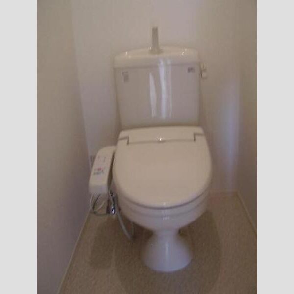 パルティール　Ⅱ205号室 温水洗浄便座