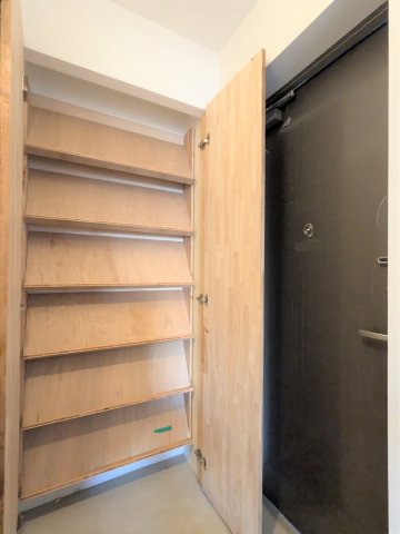 アピチェ板橋本町0402号室 収納