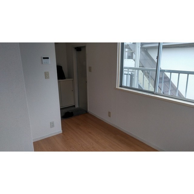 ソレイユ経堂0202号室 内観
