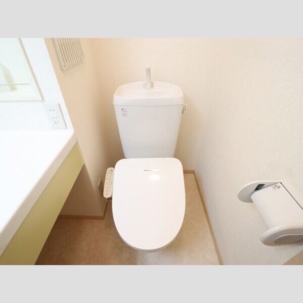 ヴィラ・グランメール208号室 温水洗浄暖房便座