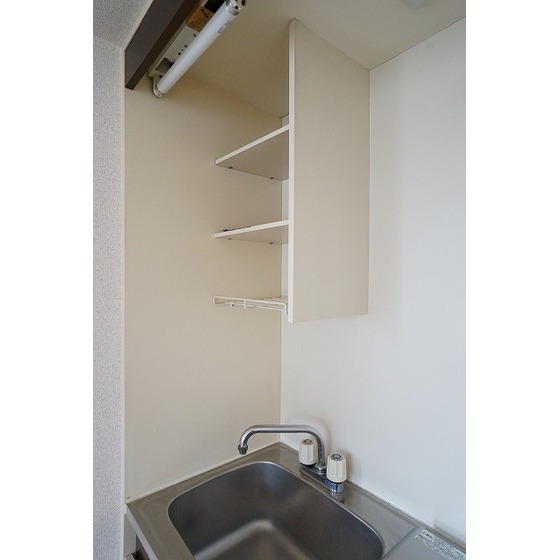 インディビレッジ0301号室 キッチン棚