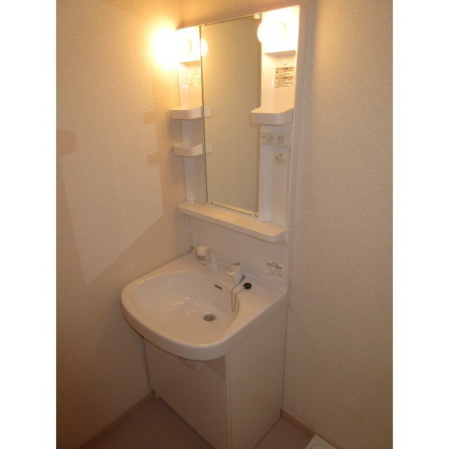 アムール 優208号室 内観