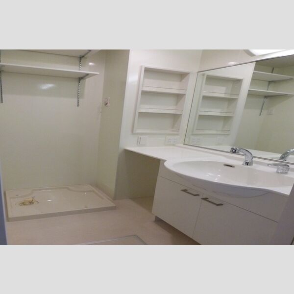 シュクル メゾン 洗髪洗面化粧台・洗濯機置き場