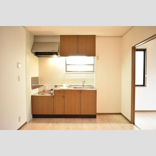 フォレストヴィラ　弐番館 DK