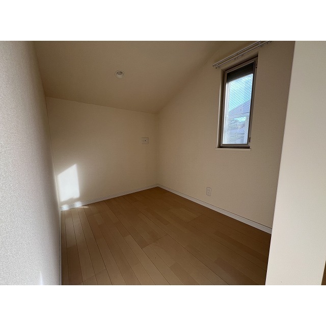 柿の木坂１丁目戸建A号室 収納豊富！納戸2.5帖