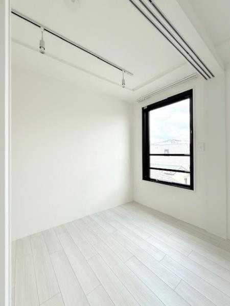 ＡＬＥＲＯ新中野ＩＩ4階 リビング