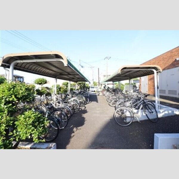 パティオ坂巻301号室 駐輪場