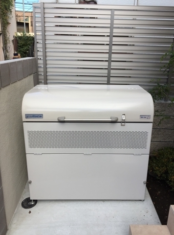 Ｌｉｂｅｒｔｅ小机1階 ゴミストッカー