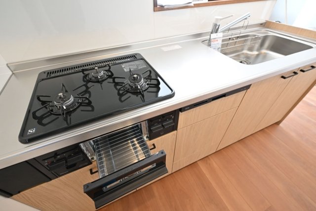 トレス両国3階 3口ガスコンロ・グリル付