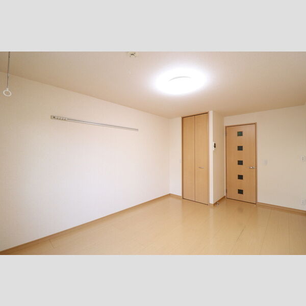 ヴェルデ都町106号室 洋室