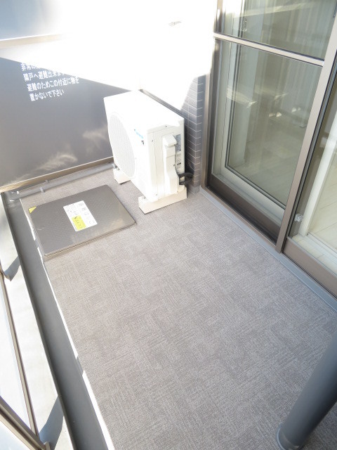 ガーラ・グランディ大森西 バルコニーからの眺めを楽しみながら食事をしませんか