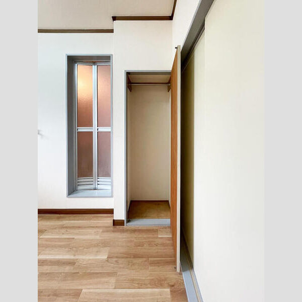 コンフォール大牧206号室 物入