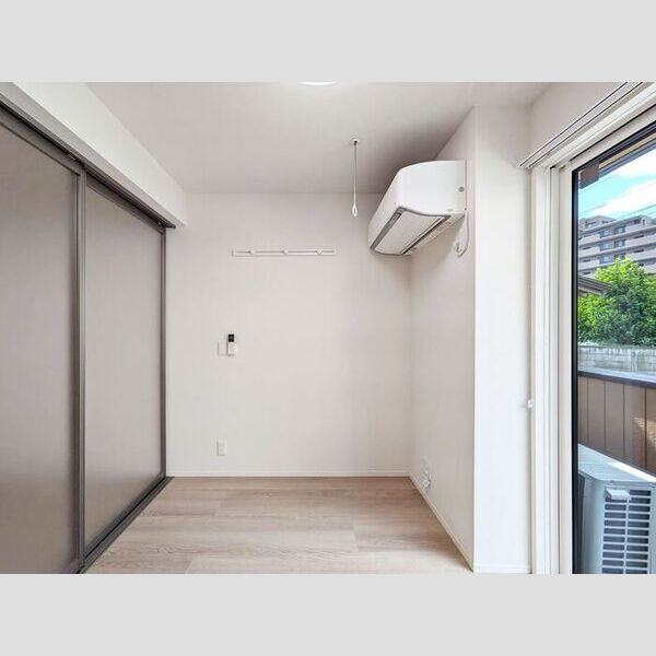 Asset-Court羽衣町102号室 洋室4.3帖(別角度)