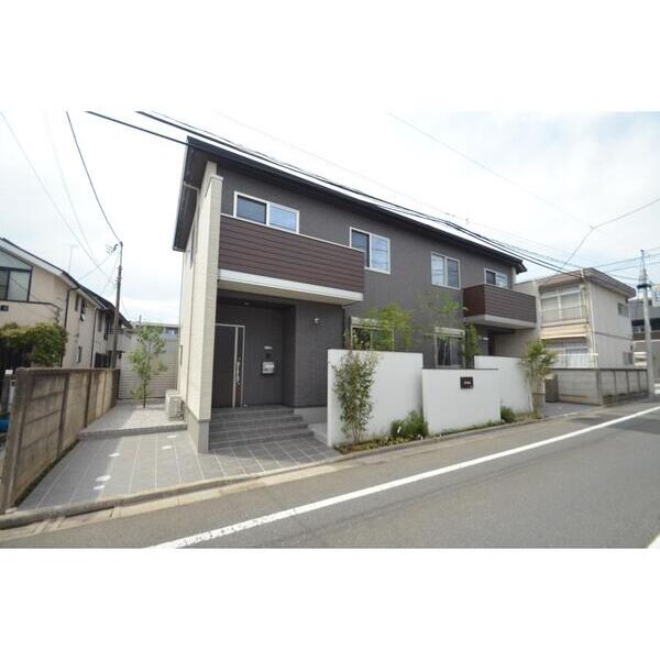 J　Court 外観