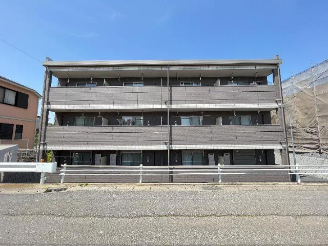 Eternal J（エターナル　ジェイ） 外観写真（昼）