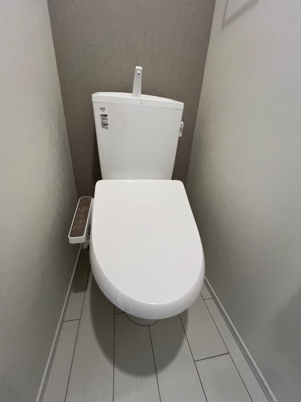 オーブリオン白金3階 トイレ