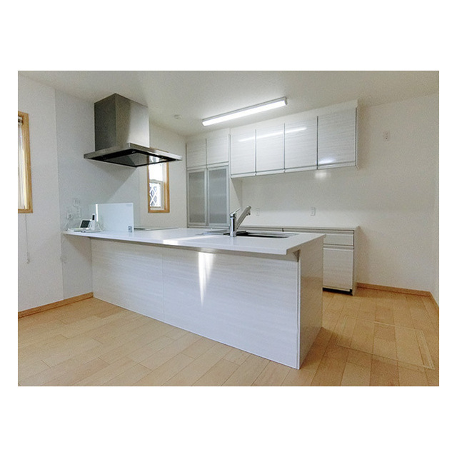 中野区江原町2丁目戸建て 大型ワ―クトップ付対面キッチン