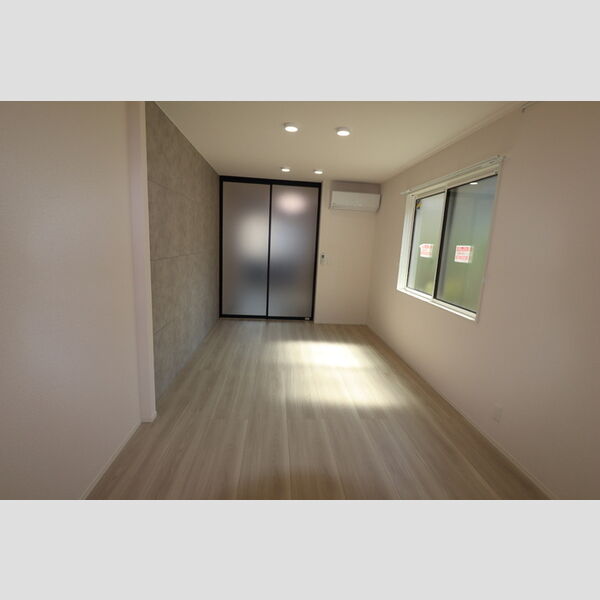 セレスティア江戸川Ⅱ302号室 同建物別部屋の参考画像