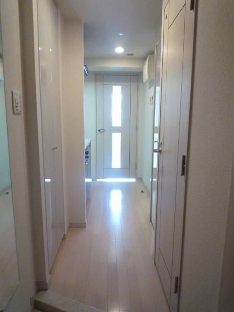 グランド・ガーラ神田13階 廊下