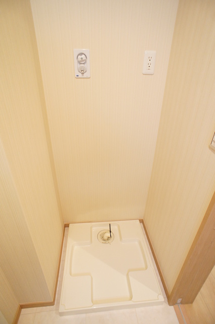 Ｐａｒａｄｏｒ　Ｎｉｓｈｉｆｕｎａｂａｓｈｉ0103号室 内観