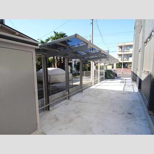 ビューテラス303号室 駐輪場