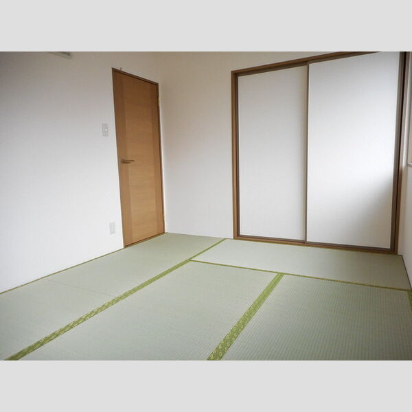 サンライトスクウェア　壱番館・弐番館弐101号室 和室