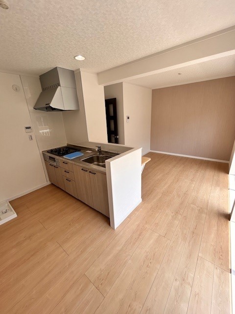 Ｍａｒｋｔｅｒｒａｃｅ0102号室 リビング