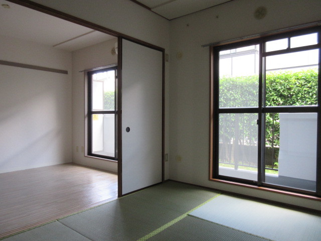 サニーホームズ リビング