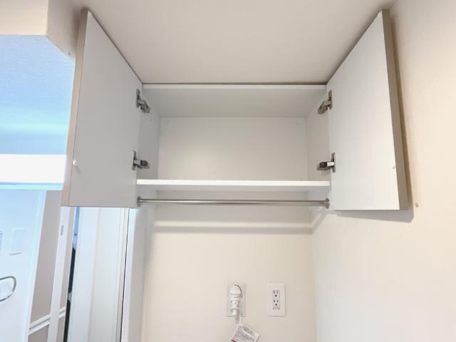 ルナーヴィラージュ 洗濯機上部収納