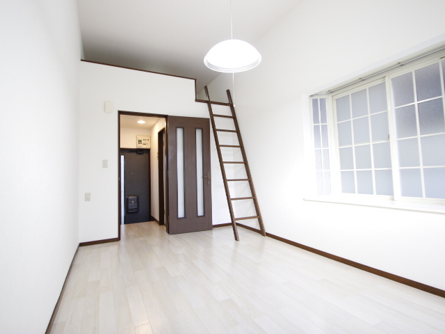 アーバンエイト1階 部屋その他