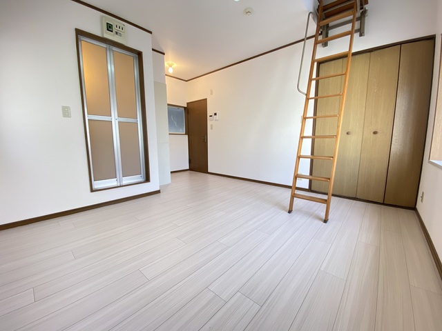 エーデルワイス リビング