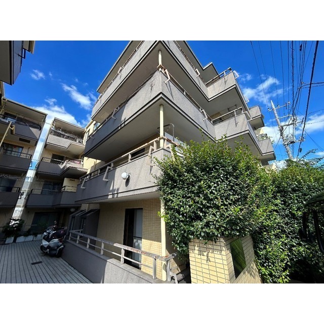 BULLアパートメント大宮 外観