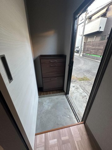 荒幡　リノベ　レトロ戸建 玄関