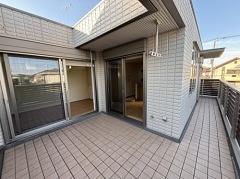 東八幡1丁目ヘーベル戸建 南側と東側にベランダがあります。