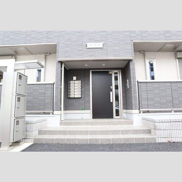 arc-en-ciel105号室 エントランス