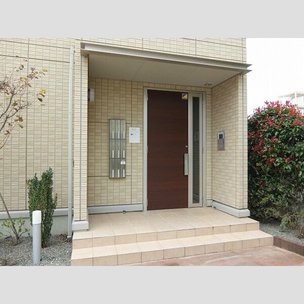 K・fines　A棟202号室 エントランス