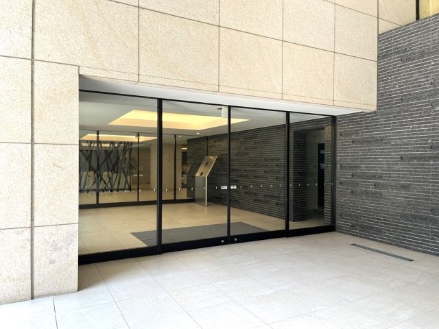 プラウド恵比寿 エントランス